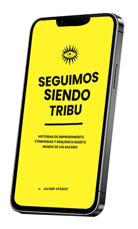 El libro Seguimos Siendo Tribu mostrado en un celular